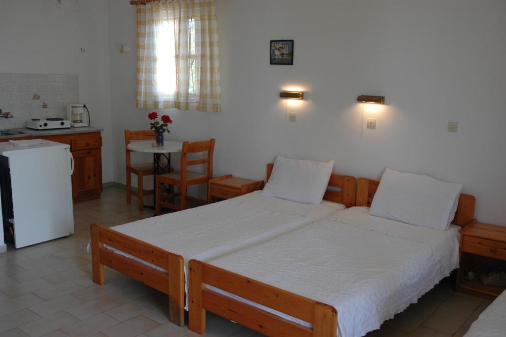 Albatross Aparthotel Marathókampos Стая снимка
