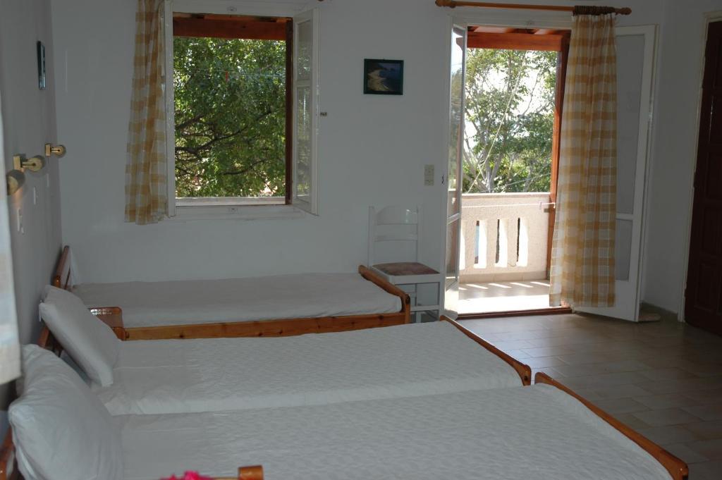 Albatross Aparthotel Marathókampos Стая снимка