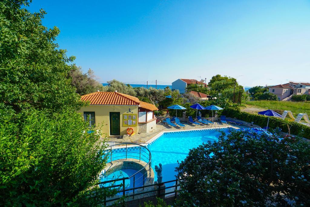 Albatross Aparthotel Marathókampos Екстериор снимка